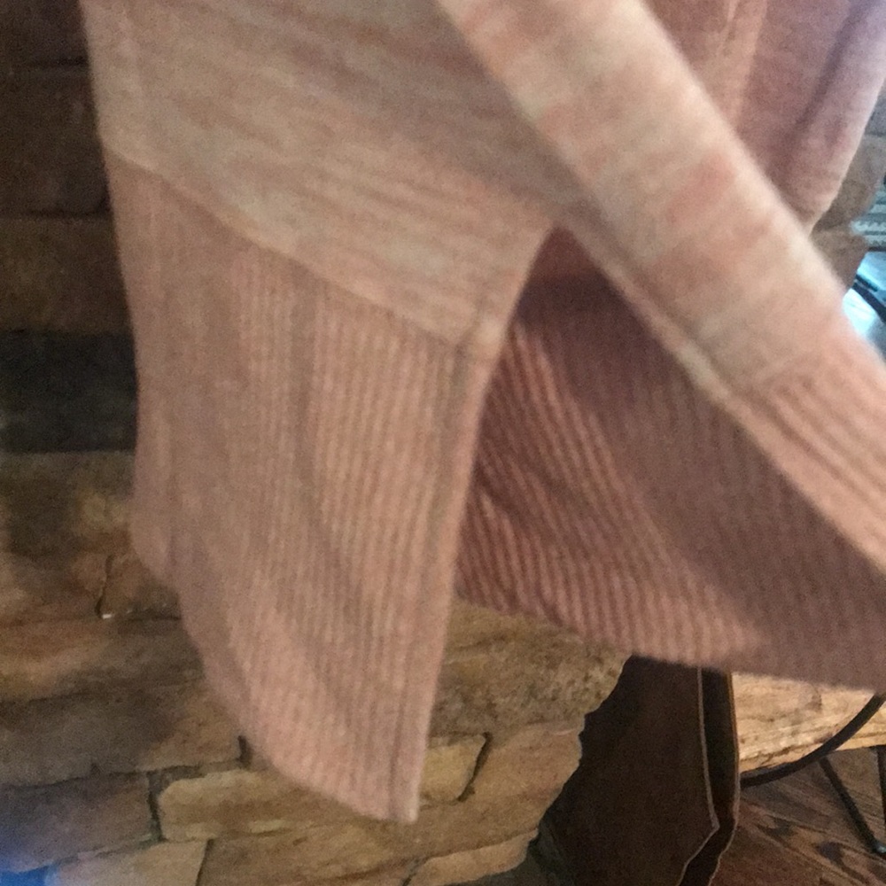 Gap Sweater - Picture 3 of 4